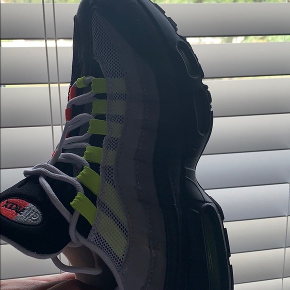 Nike AirMax 95 - Picture 5 of 6